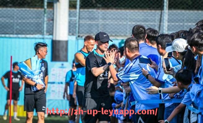 乐鱼体育入口-恒大与德甲中游球队交锋记录及比赛数据分析